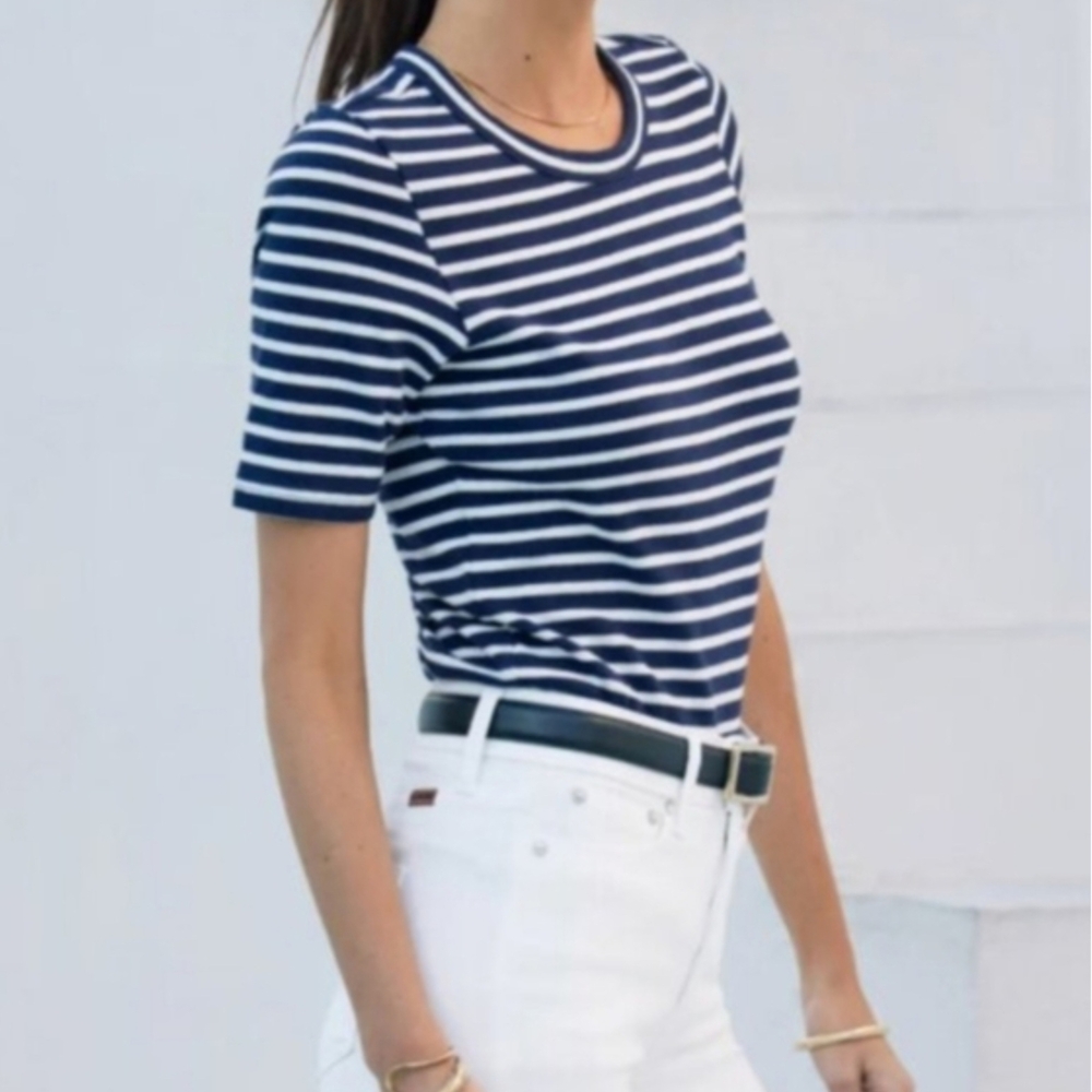 AYR Matinee T-shirt In City and White Striped Zee I'm Short Sleeve Crewneck